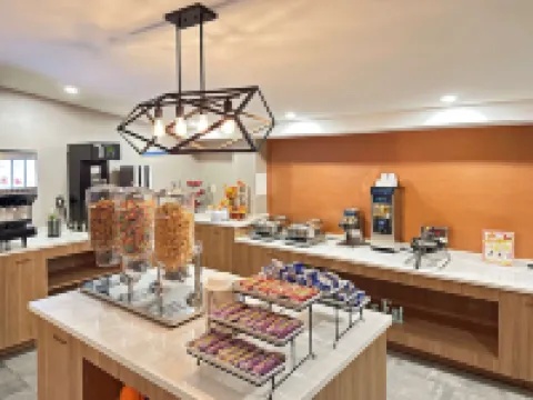 Clarion Inn Hotels in Nashua