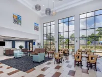 Days Inn & Suites by Wyndham Savannah Midtown Hotels near Memorial Stadium