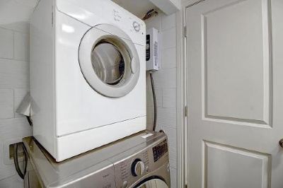 Laundry Service Channelview 211 Photo