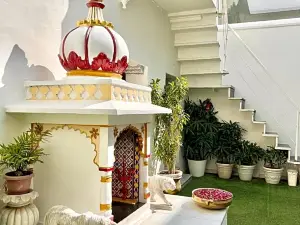 Jagat Niwas Palace