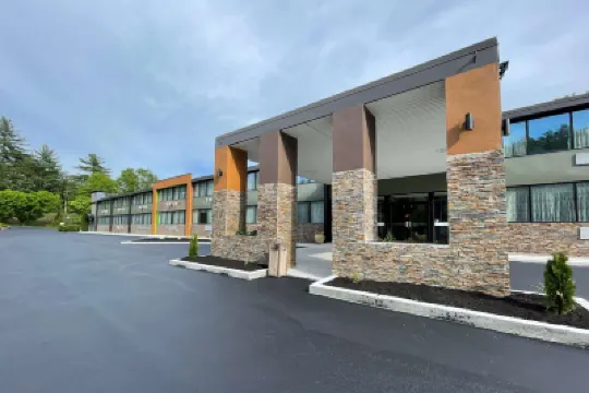 Wingate by Wyndham Lake George Hotels near Fort William Henry