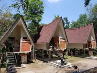 Kampoeng Media Resort Yogyakarta Hotels near SEVENDAYS HQ