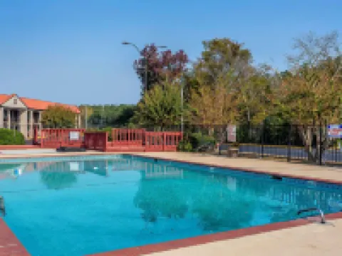 Quality Inn Forsyth Near GA Public Safety Training Center Hoteles en Forsyth