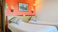 Campanile Salon de Provence Hotels near carrefourinternet