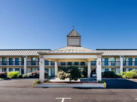 Quality Inn Troutville - Roanoke North Hotels in Botetourt County
