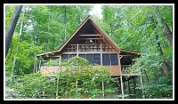 Streamsong Secluded Creek View Cabin with Hot Tub and Pool Table by RedAwning