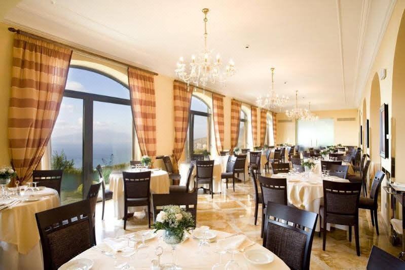Hotel delle Palme - Valutazioni di hotel 4 stelle a Sant'Agata sui Due Golfi