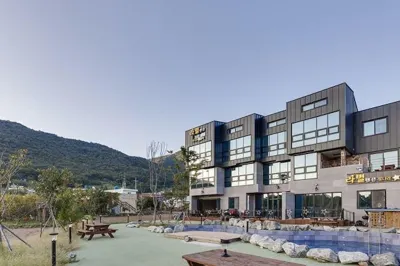 Namhae Rabyeol Pool Villa