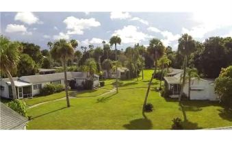 Indian River Lagoon Waterfront Cottages