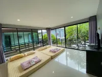 Natthapon Resort Hotels near Phetchaburi