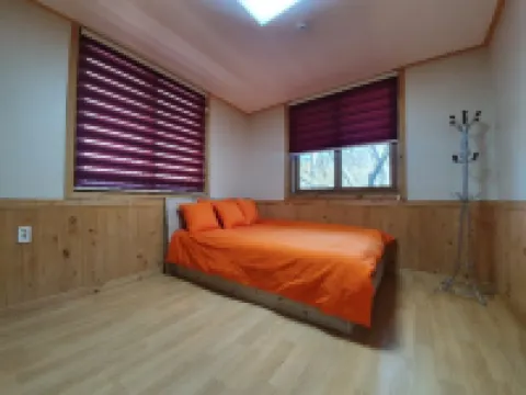 Namwon Pavilion Tree Pension