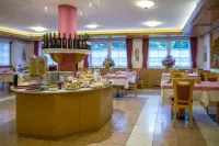 Hotel Villa Rosella Park & Wellness - Frühstück