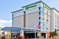 Holiday Inn Winter Haven Hotels near Walgreens