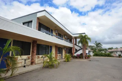 Shoredrive Motel Hotels in Belgian Gardens