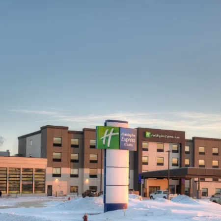 Holiday Inn Express & Suites MOOSE JAW by IHG