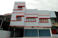 Super OYO 1678 Jati Exclusive Homestay Hotels in Ratu Samban