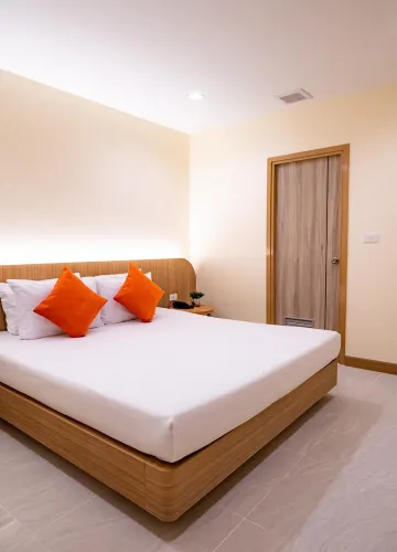 ห้องดีลักซ์ เตียงใหญ่ 1 เตียง