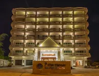 The Palm Hotel Hotels in Independence Beach