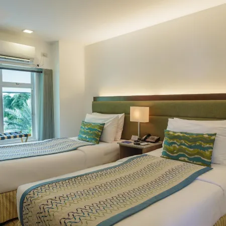 Acuatico Beach Resort Отели в г. Сан Хуан