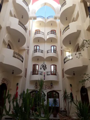 アルハンブラ ホテル