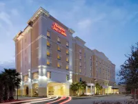 Hampton Inn & Suites Savannah/Midtown Hotels near Laroche Park
