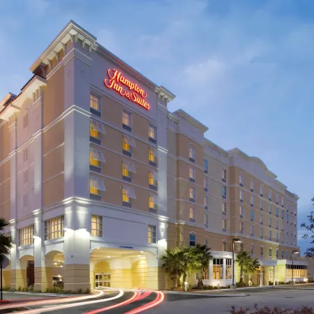 Hampton Inn & Suites Savannah/Midtown