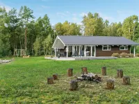 "Thomasine" - 1.5km from the Sea