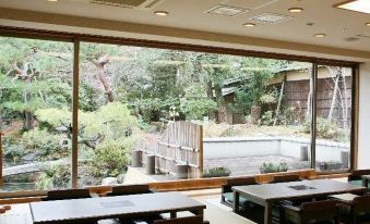 The Nanzen-ji Club