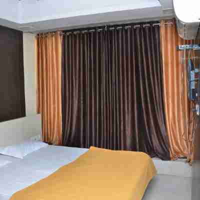 Hotel Raghav Rooms