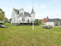 "Stefanie" - 10m from the Sea Hotel a Tranekaer