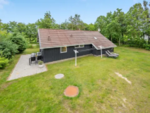 "Ottilie" - 350m to the Fjord Hotels in Skjern