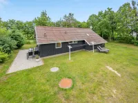 "Ottilie" - 350m to the Fjord Hotels in Skjern