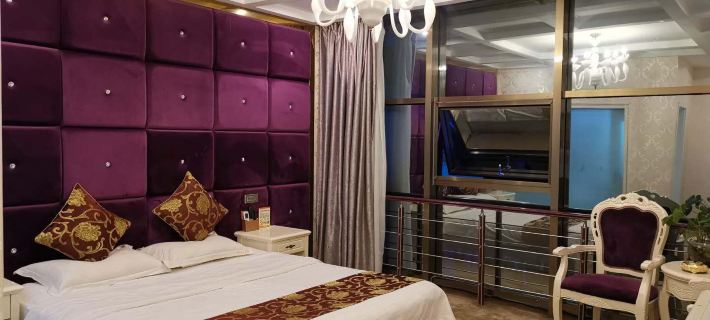 Yanjin Jinzuo Mingdu Hotel Hotele w: Powiat Yanjin, Yunnan