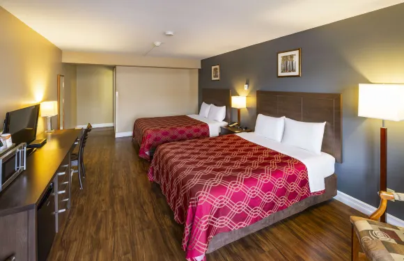 米羅米奇伊克諾旅館