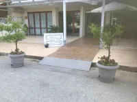 Klio Apartments and Studios Hotels in Stomio