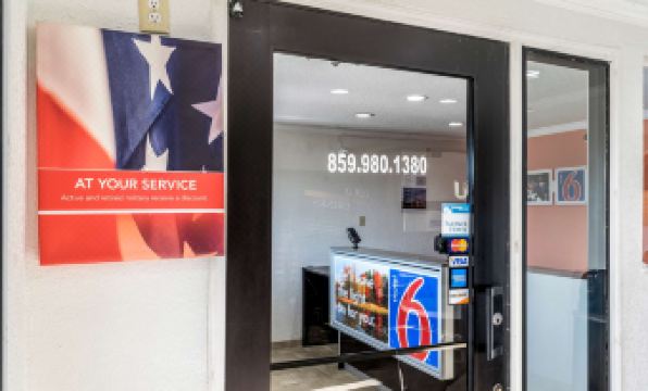 Motel 6 Florence, KY - Cincinnati Airport