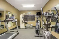 Ramada by Wyndham Catlettsburg/Ashland - Gym