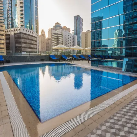 Golden Tulip Media Hotel