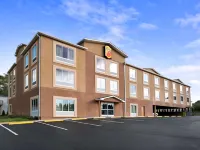 Super 8 by Wyndham Hershey Chocolate Avenue Hotels near Hershey Park
