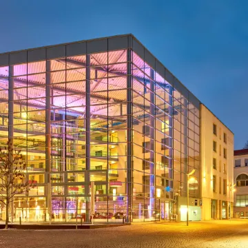Dorint Hotel am Dom Erfurt Отели рядом с достопримечательностью «Церковь Святого Андрея»