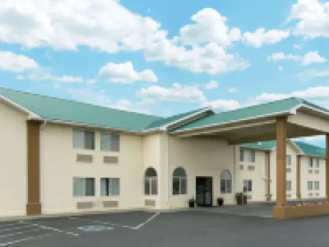 Super 8 by Wyndham Green River Hotels in Green River