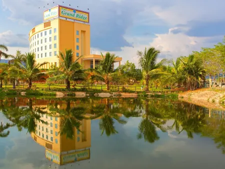 Fortune Select Grand Ridge, Tirupati - Member ITC Hotels' Group Отели в г. Тирупати