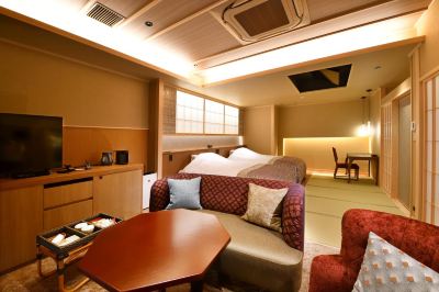 広々とした露天風呂付き和室、禁煙 湯の花温泉　京YUNOHANA RESORT 翠泉の写真