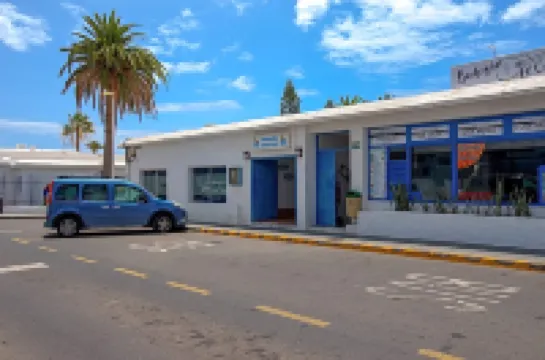 傑布爾百慕大公寓 卡門港酒店