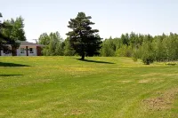 Sackville Inn - Parking