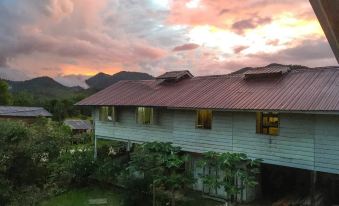 Sina Rang Lemulun Homestay and Handicraft