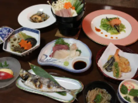 Sanrokusou Hotels in Hakusan