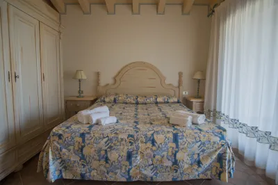Beautiful Il Giardino degli Oleandri one bedroom Premium sleeps 4