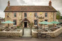 The Bell Broadway Hotels in Ashill