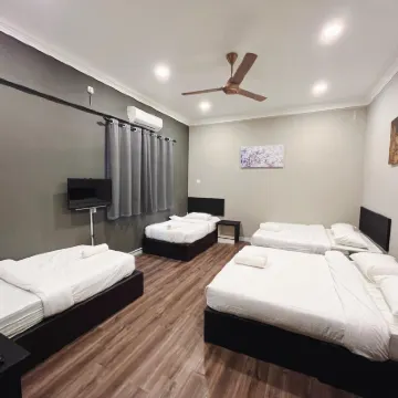 Melur Inn Hotels near Marine Park